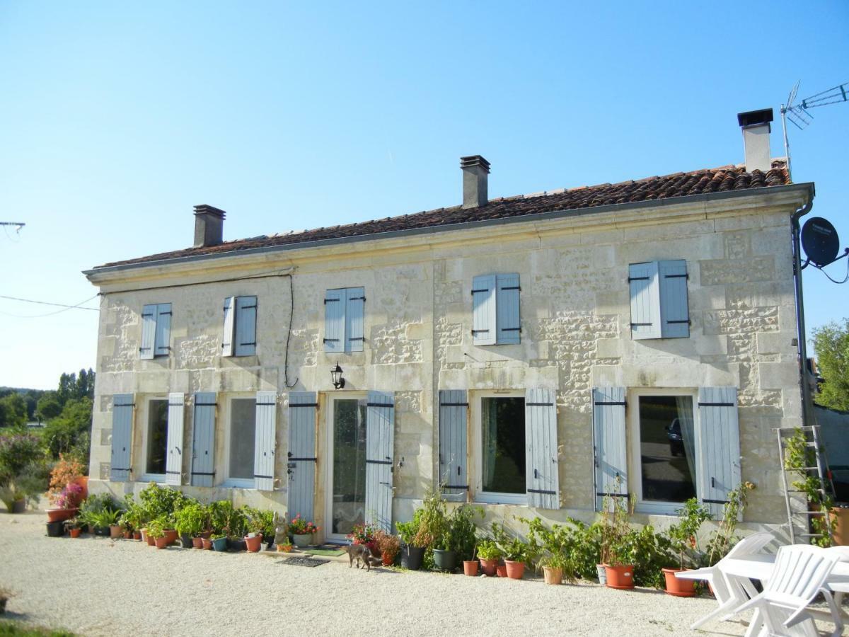Maison Lavande Bed & Breakfast Saint-Jean-d'Angely Exterior photo